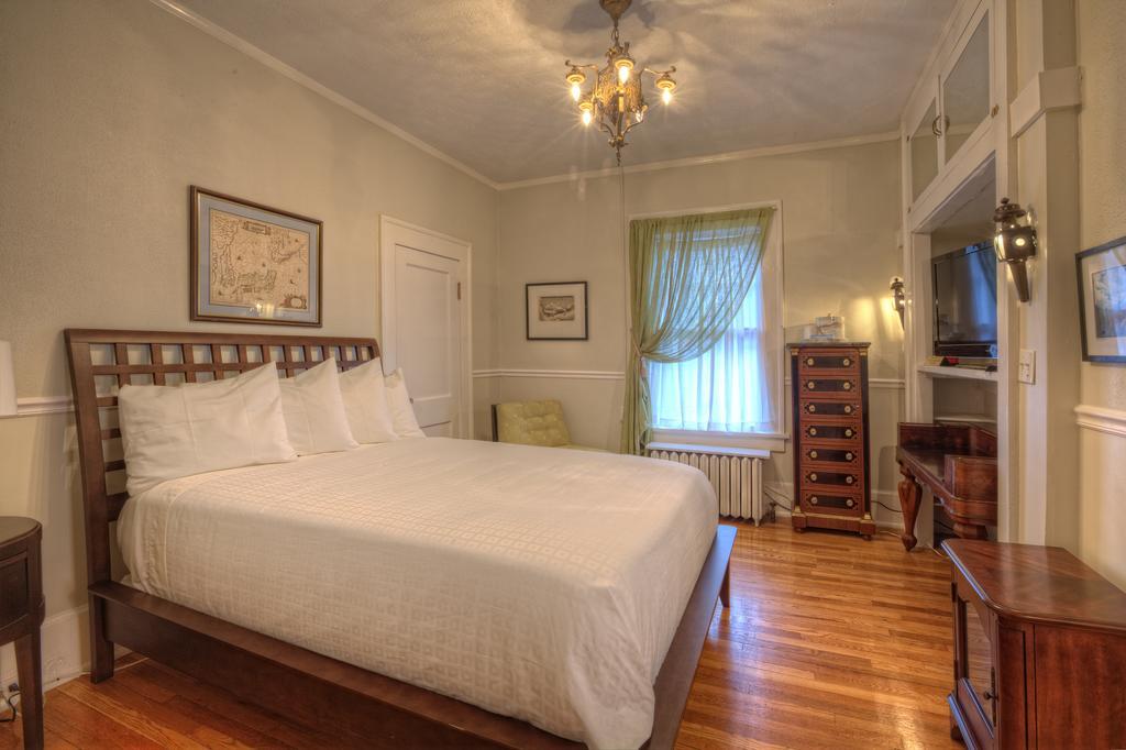 Bluefield Inn, A Select Registry Propery ห้อง รูปภาพ