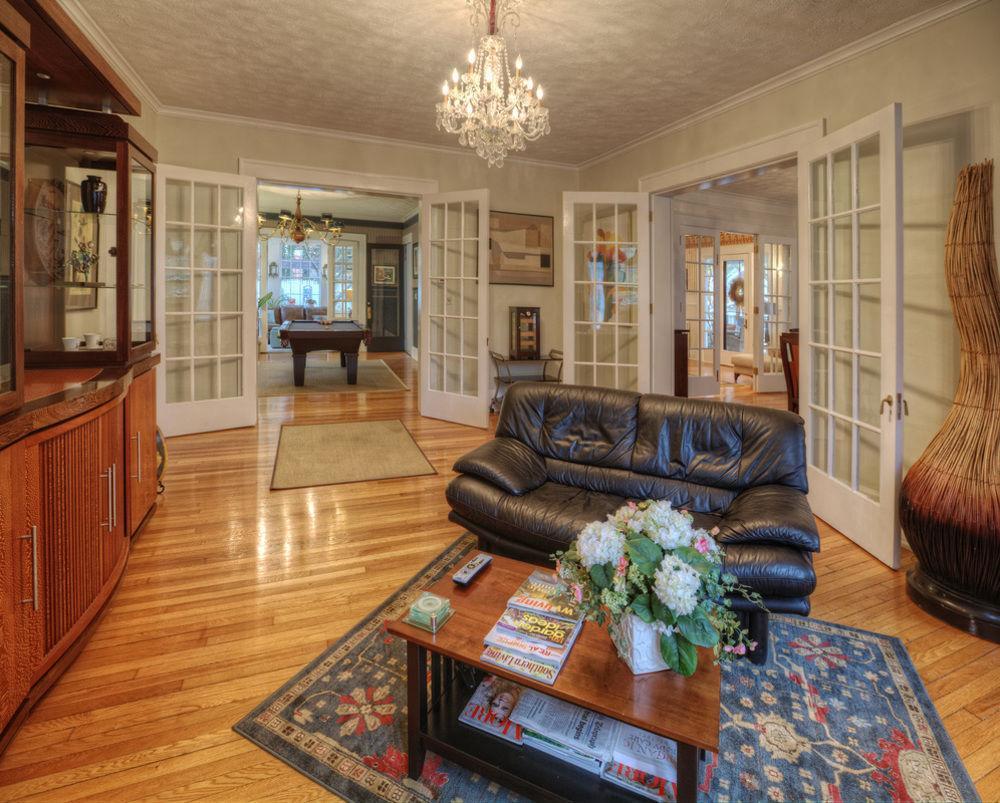 Bluefield Inn, A Select Registry Propery ภายนอก รูปภาพ