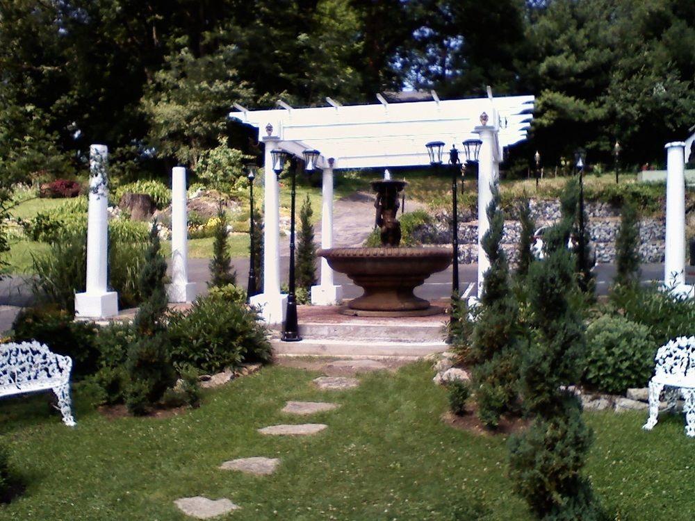 Bluefield Inn, A Select Registry Propery ภายนอก รูปภาพ