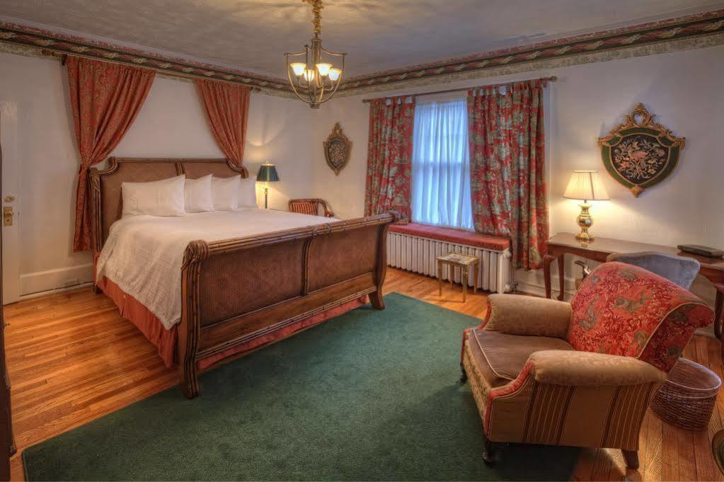 Bluefield Inn, A Select Registry Propery ภายนอก รูปภาพ
